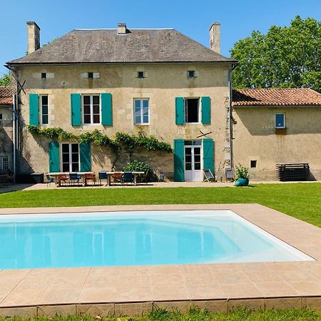 Les Maisons Du Bonheur Bed & Breakfast Chateau-Garnier Exterior photo